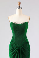 Laden Sie das Bild in den Galerie-Viewer, Trägerloses Meerjungfrauen Dunkelgrünes Gerafftes Satin Langes Ballkleid mit Schnürung