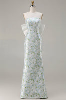 Laden Sie das Bild in den Galerie-Viewer, Blaue Weiße Blume Trägerloses Satin Langes Brautjungfernkleid mit Rückenschleife