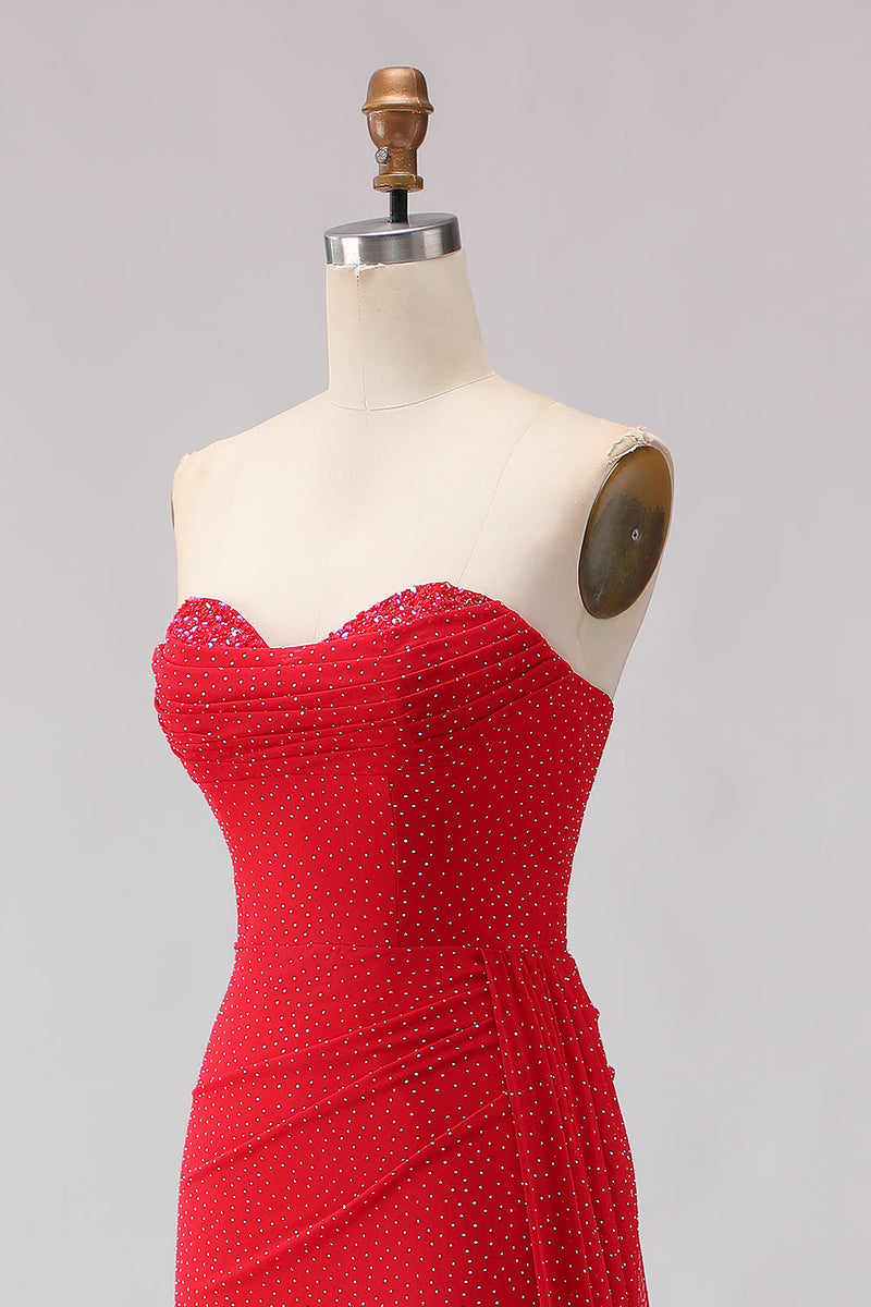 Laden Sie das Bild in den Galerie-Viewer, Rotes Meerjungfrauen Trägerloses Satin Langes Ballkleid mit Schlitz