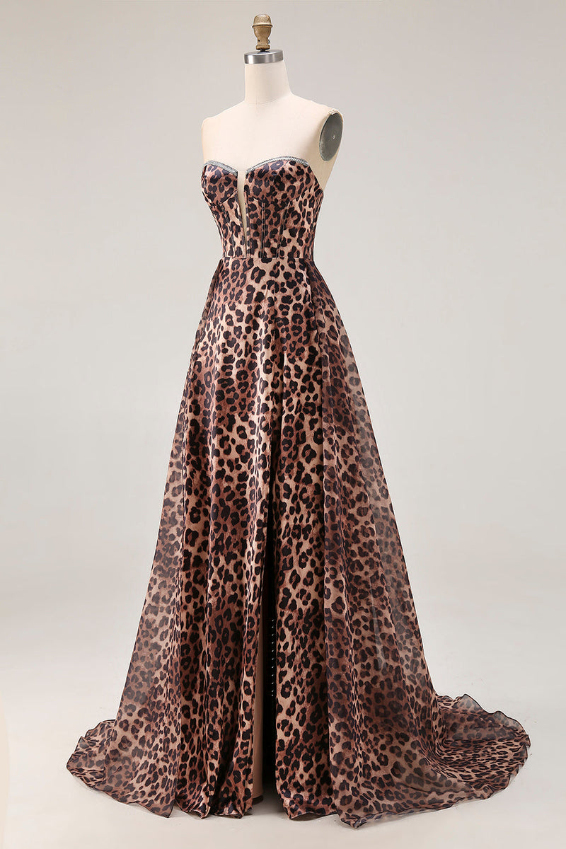 Laden Sie das Bild in den Galerie-Viewer, Trägerloses Braunes Leopard Korsett A-Linie Korsett Langes Ballkleid mit Schlitz