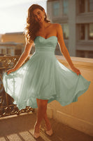 Laden Sie das Bild in den Galerie-Viewer, Weißes Trägerloses A Linie Mini Standesamtkleid