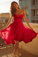 Laden Sie das Bild in den Galerie-Viewer, Weißes Trägerloses A Linie Mini Standesamtkleid