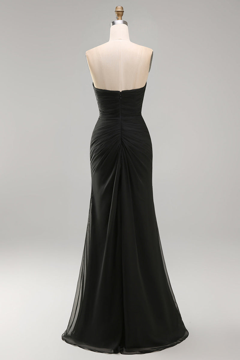 Laden Sie das Bild in den Galerie-Viewer, Schwarzes Chiffon, gerafftes trägerloses Sheath – langes festliches Kleid mit Schlitz