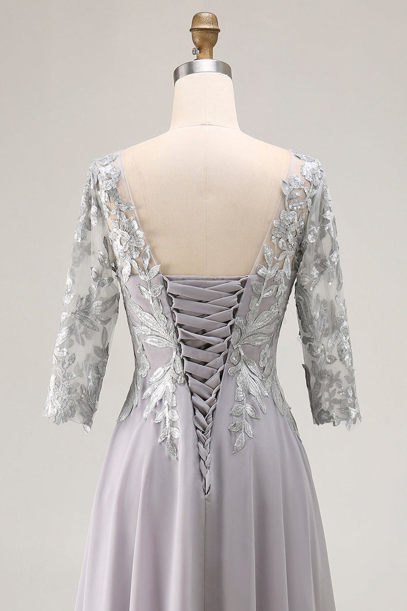 Laden Sie das Bild in den Galerie-Viewer, Silbernes A-Linie Kleid für die Mutter der Braut mit V-Ausschnitt und 3/4 Ärmeln