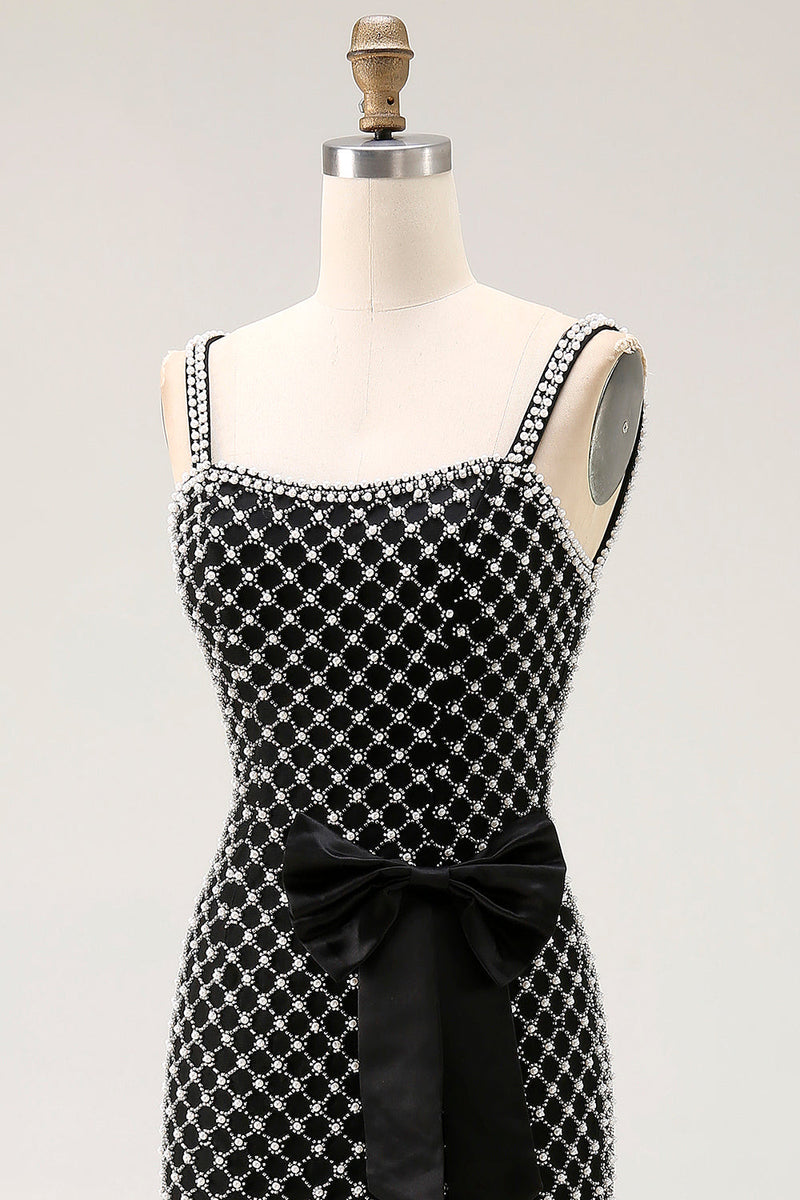 Laden Sie das Bild in den Galerie-Viewer, Schwarzes Perlenbesetztes Meerjungfrau Spaghettiträger Strass Seitenschleife Langes Ballkleid mit Schlitz