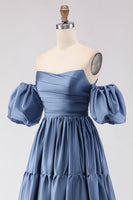 Laden Sie das Bild in den Galerie-Viewer, Stahlblaues, schulterfreies Satin-A-Line-Langballkleid mit abnehmbaren Ärmeln