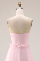 Laden Sie das Bild in den Galerie-Viewer, Blush Rosa A-Linie Trägerloses Chiffon Langes Brautjungfernkleid mit Schlitz