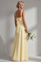Laden Sie das Bild in den Galerie-Viewer, Zitronensorbet A-Linie Chiffon Wandelbares Langes Brautjungfernkleid mit Schlitz
