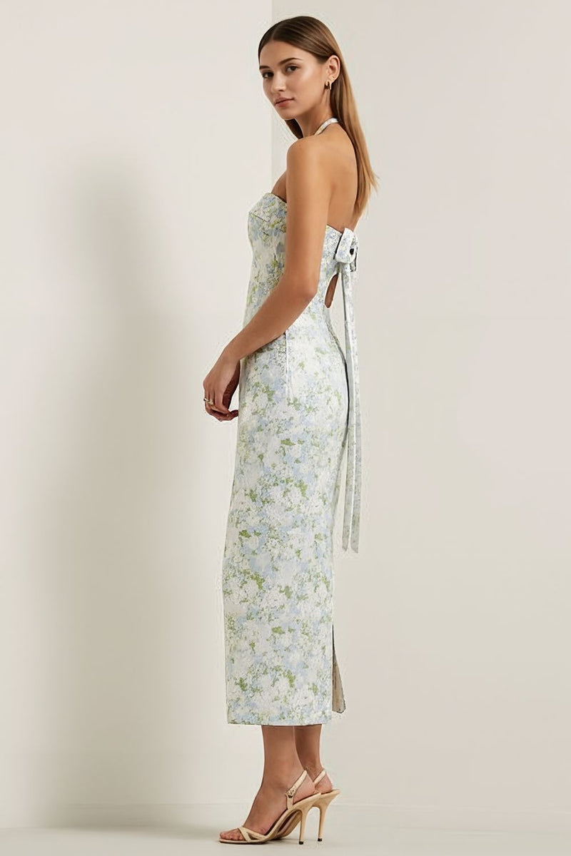Laden Sie das Bild in den Galerie-Viewer, Trägerloses Scheide Langes Blaues Weißes Blumen Satin Brautjungfernkleid mit Schleife