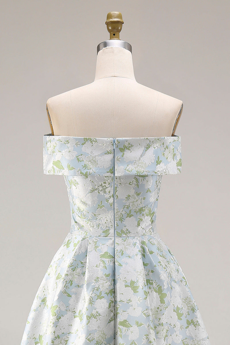 Laden Sie das Bild in den Galerie-Viewer, Schulterfreies Blau-weißes Blumen Bedrucktes Satin Langes Ballkleid mit Schlitz