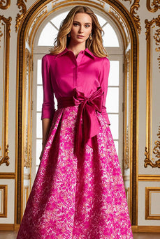 Fuchsia Satin Brautmutterkleid mit Blumenmuster und Ärmeln