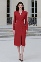 Laden Sie das Bild in den Galerie-Viewer, Rotes Sheath Peak Revers Midi Arbeitskleid mit Schlitz
