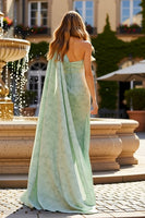 Laden Sie das Bild in den Galerie-Viewer, Einschulter Scheide Salbeigrünes Maxi Blumen Hochzeitsgastkleid mit Umhang