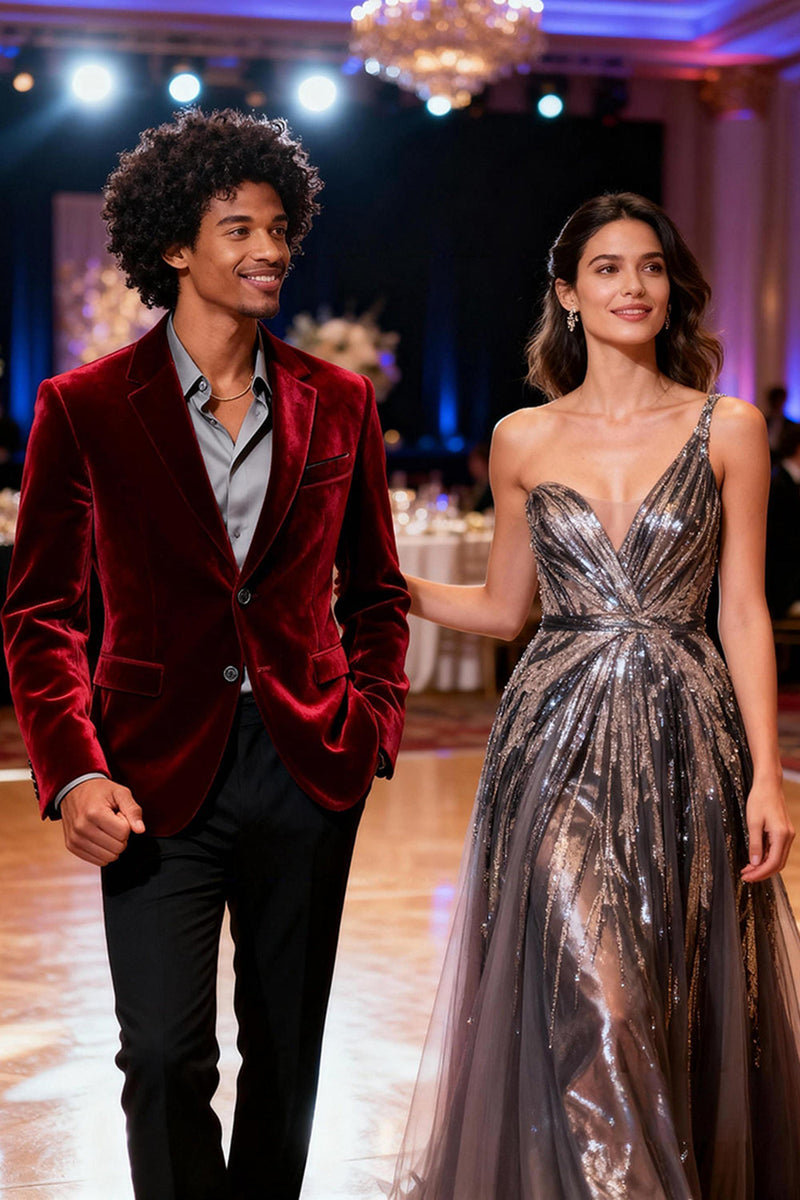 Laden Sie das Bild in den Galerie-Viewer, Burgundergrüne Samt Zweiteilige Revers Herrenballanzüge mit Revers