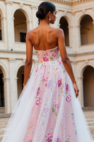 Laden Sie das Bild in den Galerie-Viewer, Funkelndes Rosa Geblümtes Trägerloses A-Linie Ballkleid mit Perlen