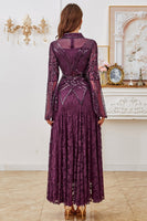 Laden Sie das Bild in den Galerie-Viewer, Dunkelviolettes Perlen A Linie Brautmutterkleid mit langen Ärmeln