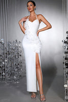 Laden Sie das Bild in den Galerie-Viewer, Weißes Neckholder Meerjungfrauen Langes Festkleid mit 3D-Blumen