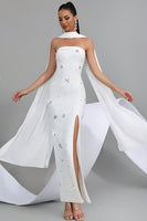 Laden Sie das Bild in den Galerie-Viewer, Glitzerndes Wweißes Trägerloses Langes Ballkleid mit Halsschal