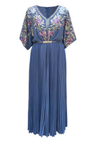 Laden Sie das Bild in den Galerie-Viewer, Schwarze Pailletten Plissiertes V-Ausschnitt Kleid aus den 1920er Jahren mit Gürtel