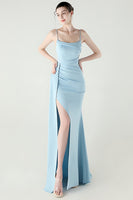 Laden Sie das Bild in den Galerie-Viewer, Schwarze Spaghettiträger Meerjungfrauen Langes Abschlussballkleid mit Schlitz