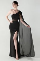 Laden Sie das Bild in den Galerie-Viewer, Eine Schulter Schwarzes Meerjungfrauen Streamer Langes Festliches Kleid mit Schlitz