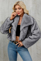 Laden Sie das Bild in den Galerie-Viewer, Brauner Kunstpelz Schal Revers Damen Kurzer Wintermantel