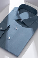 Laden Sie das Bild in den Galerie-Viewer, Weißes Einfarbiges Schmales Outfit mit langen Ärmeln Herrenanzüge Hemd