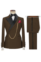 Laden Sie das Bild in den Galerie-Viewer, Slim Fit Zweiteilige Khaki Peak Revers Herrenanzüge