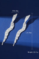 Laden Sie das Bild in den Galerie-Viewer, Glitzernde Silberne Fransen Abschlussball Ohrringe