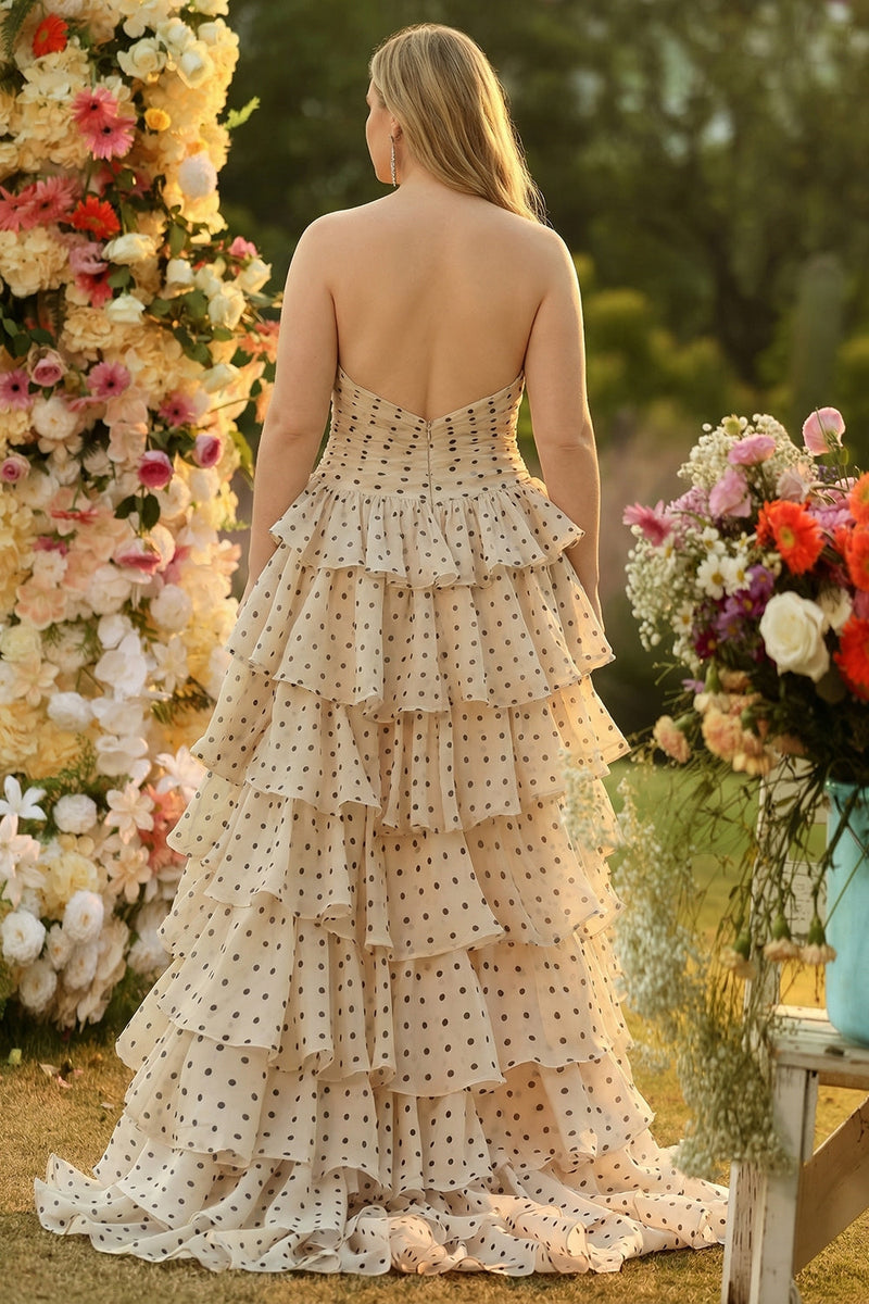 Laden Sie das Bild in den Galerie-Viewer, Herzausschnitt A-Linien Gestuftes Aprikose Schwarzes Gepunktetes Langes Plus Size Ballkleid mit Rüschen