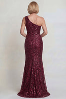 Laden Sie das Bild in den Galerie-Viewer, Glitzerndes Burgunderrotes Mutter der Braut Kleid mit Einschultern und Pailletten