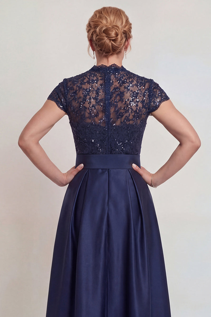 Laden Sie das Bild in den Galerie-Viewer, Graublaues Appliziertes Satin Kleid der Mutter der Braut mit Schlitz