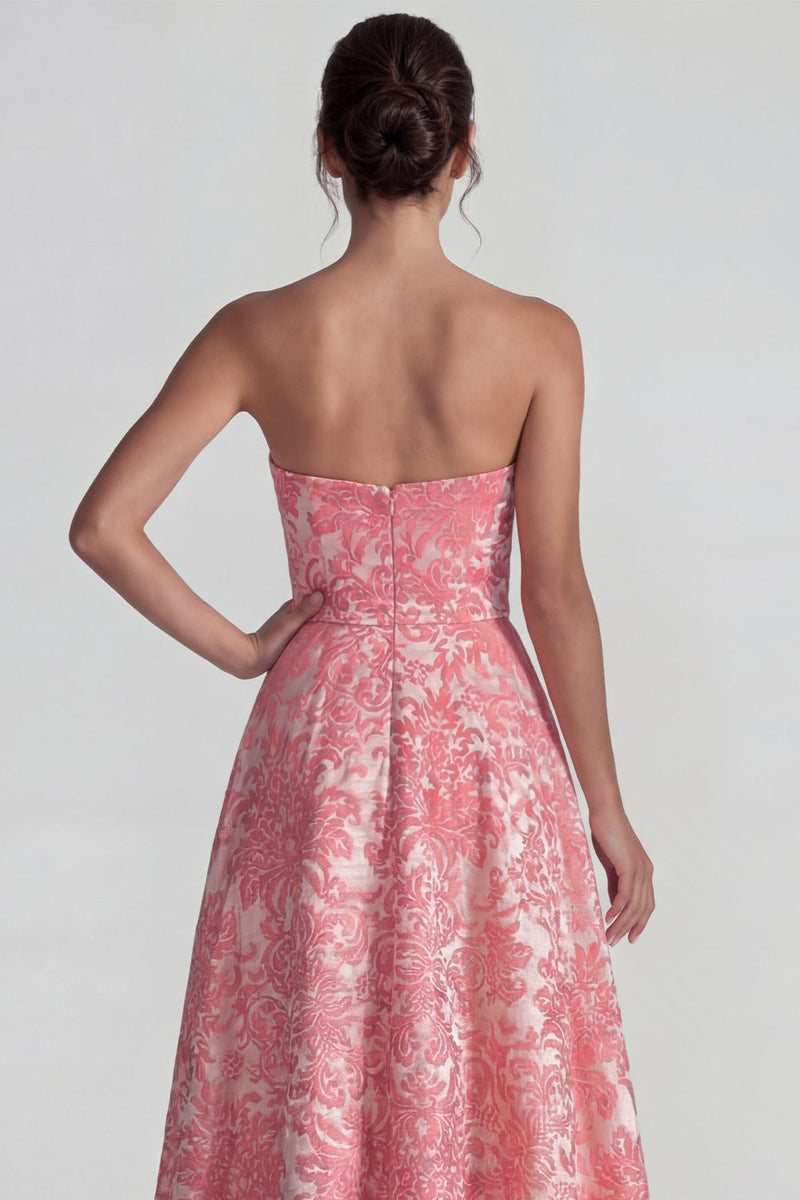 Laden Sie das Bild in den Galerie-Viewer, Blush Jacquard Trägerloses Gerafftes A-Linie Langes Festkleid mit Schlitz