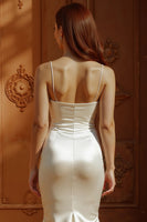 Laden Sie das Bild in den Galerie-Viewer, Weißes Spaghettiträger Satin Meerjungfrauen Langes Standesamt Kleid