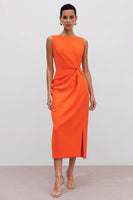 Laden Sie das Bild in den Galerie-Viewer, Orange Satin Bateau Ausschnitt Gerafftes Midi Arbeitskleid mit Schlitz