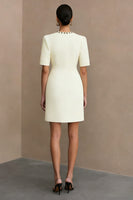 Laden Sie das Bild in den Galerie-Viewer, Elfenbein Satin Rundhals Bodycon Kurzes Arbeitskleid mit Taschen