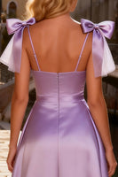 Laden Sie das Bild in den Galerie-Viewer, Hellviolettes Satin Hoch Niedrig A-Linie Ballkleid mit Pailletten
