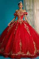 Laden Sie das Bild in den Galerie-Viewer, Rotes Schulterfreies Ballkleid mit Applikationen in Quinceanera