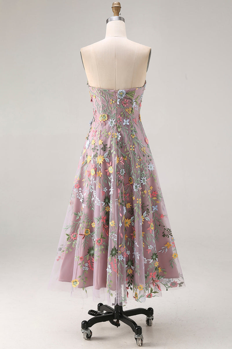 Laden Sie das Bild in den Galerie-Viewer, Mauve Blumen Herzausschnitt A-Linie Besticktes Abschlussballkleid