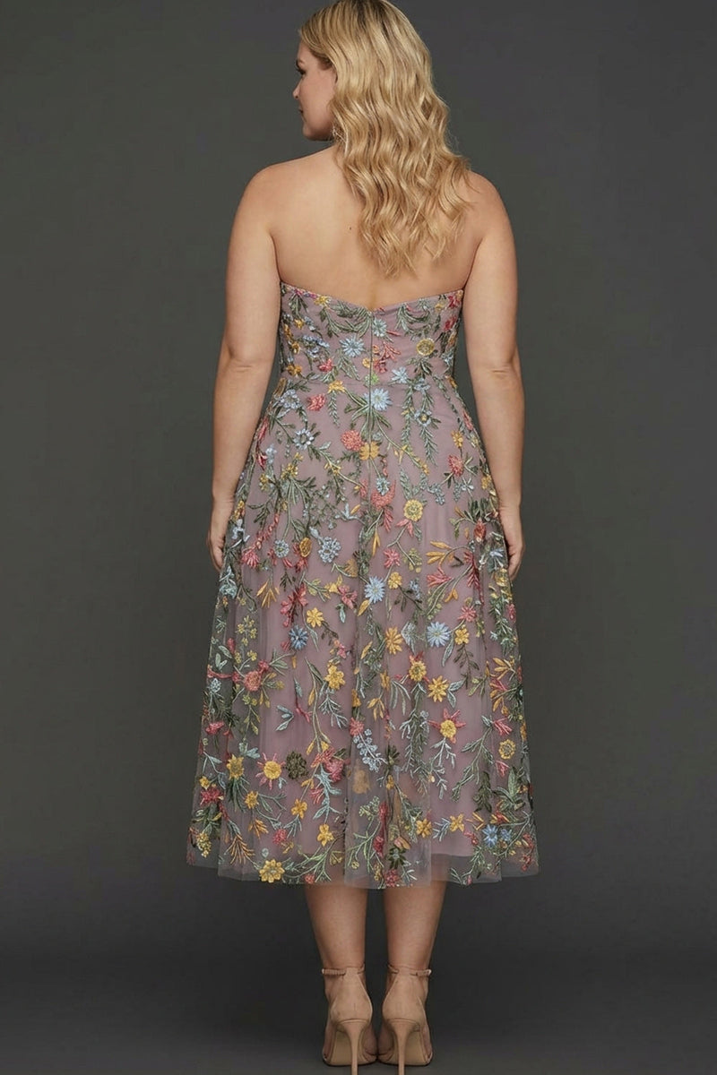 Laden Sie das Bild in den Galerie-Viewer, Mauve Blumen Herzausschnitt A-Linie Besticktes Abschlussballkleid