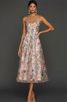 Laden Sie das Bild in den Galerie-Viewer, Mauve Blumen Herzausschnitt A-Linie Besticktes Abschlussballkleid