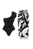 Laden Sie das Bild in den Galerie-Viewer, Eine Schulter Schwarze Zweiteilige Bademode mit Rüschen und Überdeckkleidung