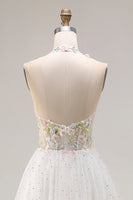Laden Sie das Bild in den Galerie-Viewer, Weißes Applikiertes Korsett Tüll V-Ausschnitt A-Linie Langes Abschlussballkleid mit Schlitz