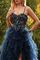 Laden Sie das Bild in den Galerie-Viewer, Marineblaues Spaghettiträger A-Linie Langes Tüll Abschlussballkleid