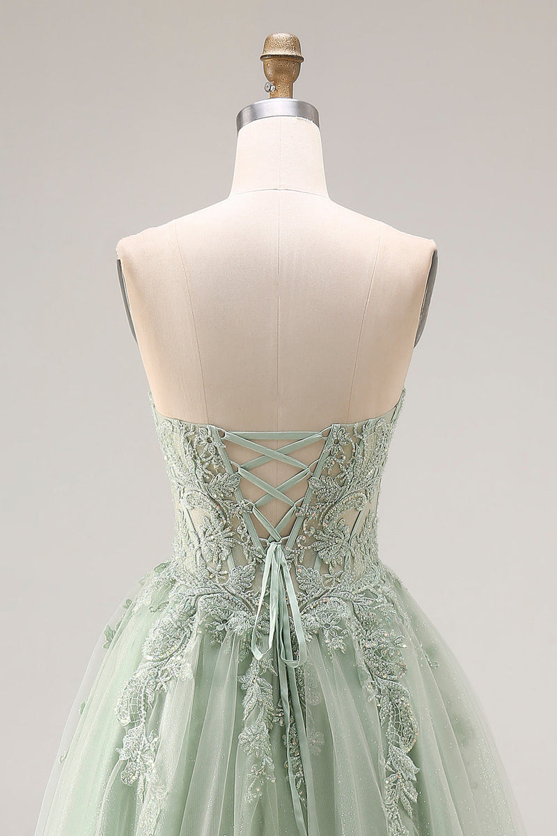 Laden Sie das Bild in den Galerie-Viewer, Staubiges Grünes Tüll Korsett A-Linie Korsett Trägerloses Applikiertes Langes Abschlussballkleid mit Schlitz