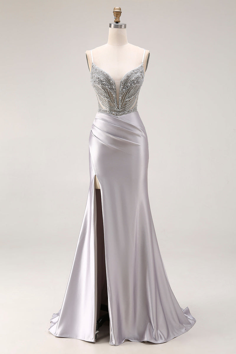 Laden Sie das Bild in den Galerie-Viewer, Glitzerndes Hellgraues Satin Meerjungfrauen Langes Ballkleid mit Perlenbestickung und Schlitz