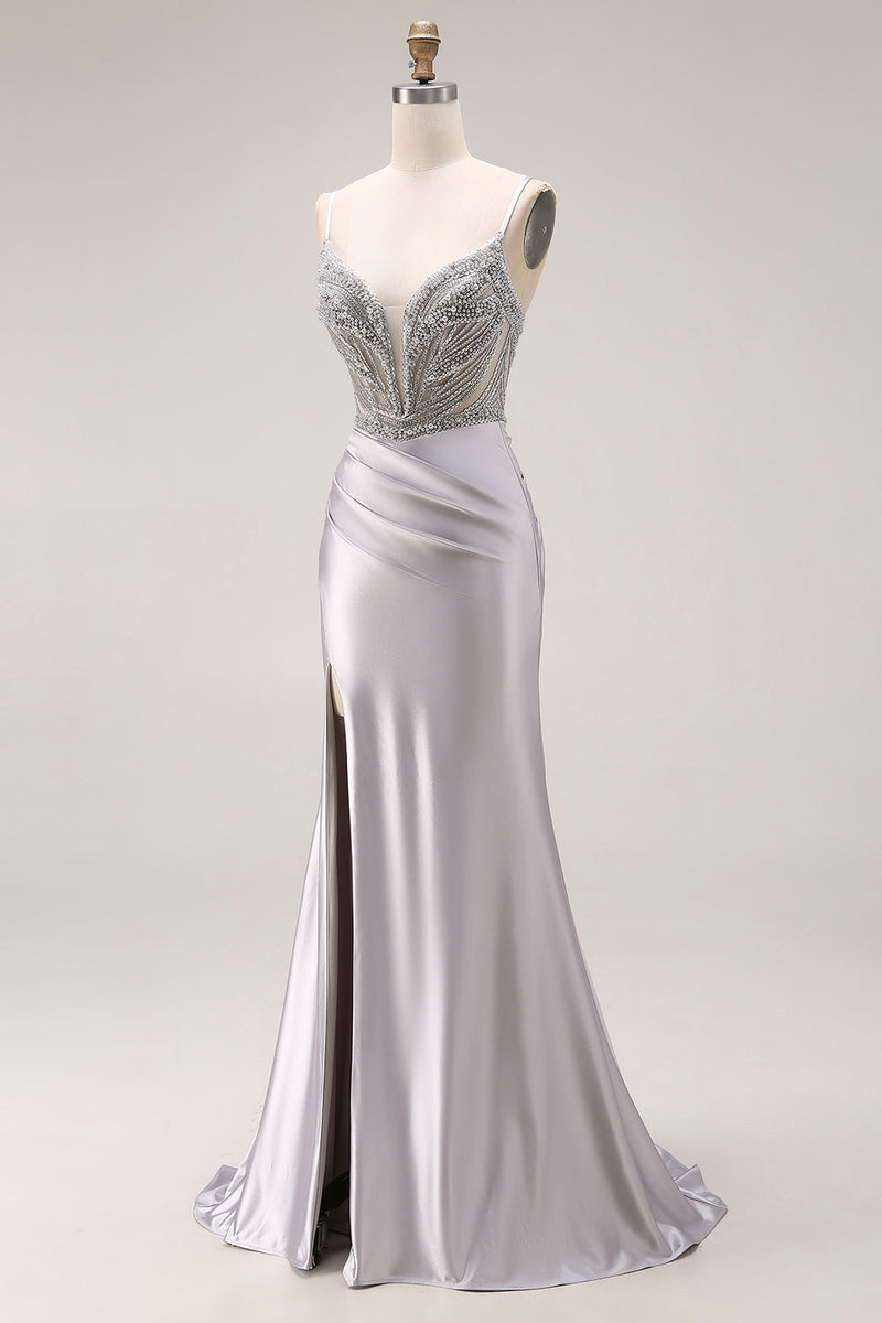 Laden Sie das Bild in den Galerie-Viewer, Glitzerndes Hellgraues Satin Meerjungfrauen Langes Ballkleid mit Perlenbestickung und Schlitz