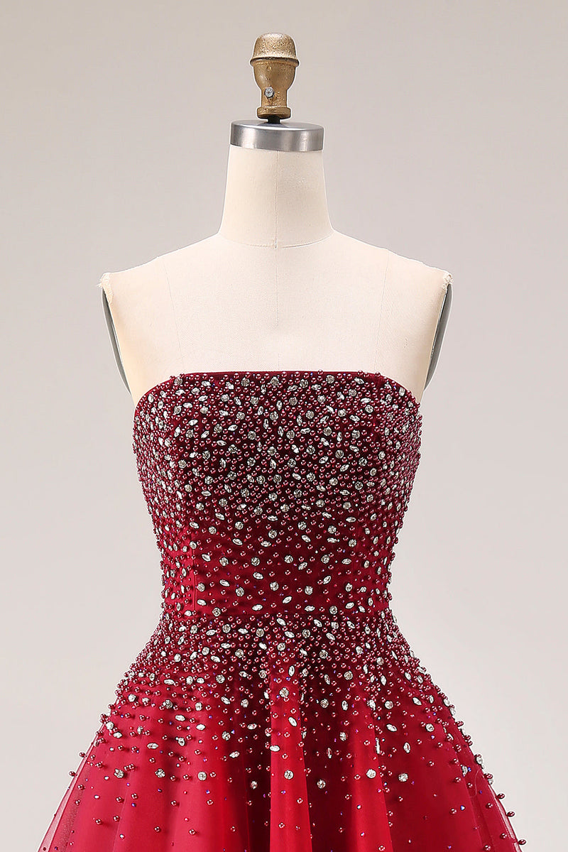 Laden Sie das Bild in den Galerie-Viewer, Rotes Trägerloses A-Linie Tüll Langes Ballkleid mit Strasssteinen