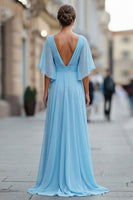 Laden Sie das Bild in den Galerie-Viewer, Himmelblaues Chiffon V-Ausschnitt Gerafftes Mutter der Braut Kleid mit Ärmel