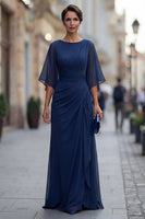 Laden Sie das Bild in den Galerie-Viewer, Chiffon Marineblaues Raffen A-Linie Mutter der Braut Kleid mit Halbärmeln